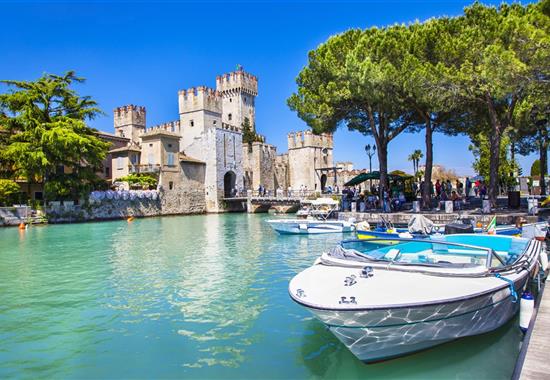Vinařské oblasti Lago di Garda a opera ve Veroně - 