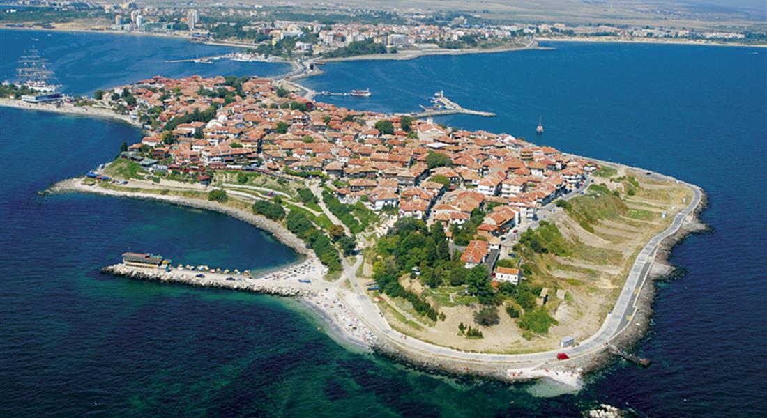 Slunečné pobřeží - Bulharsko_Nesebr_UNESCO.letecký snímek